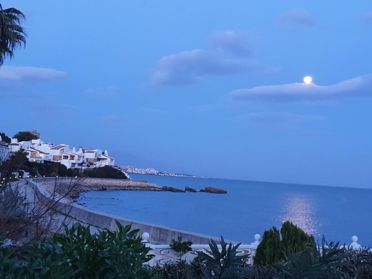 Beach-Front Bahia Dorada Estepona Exterior foto